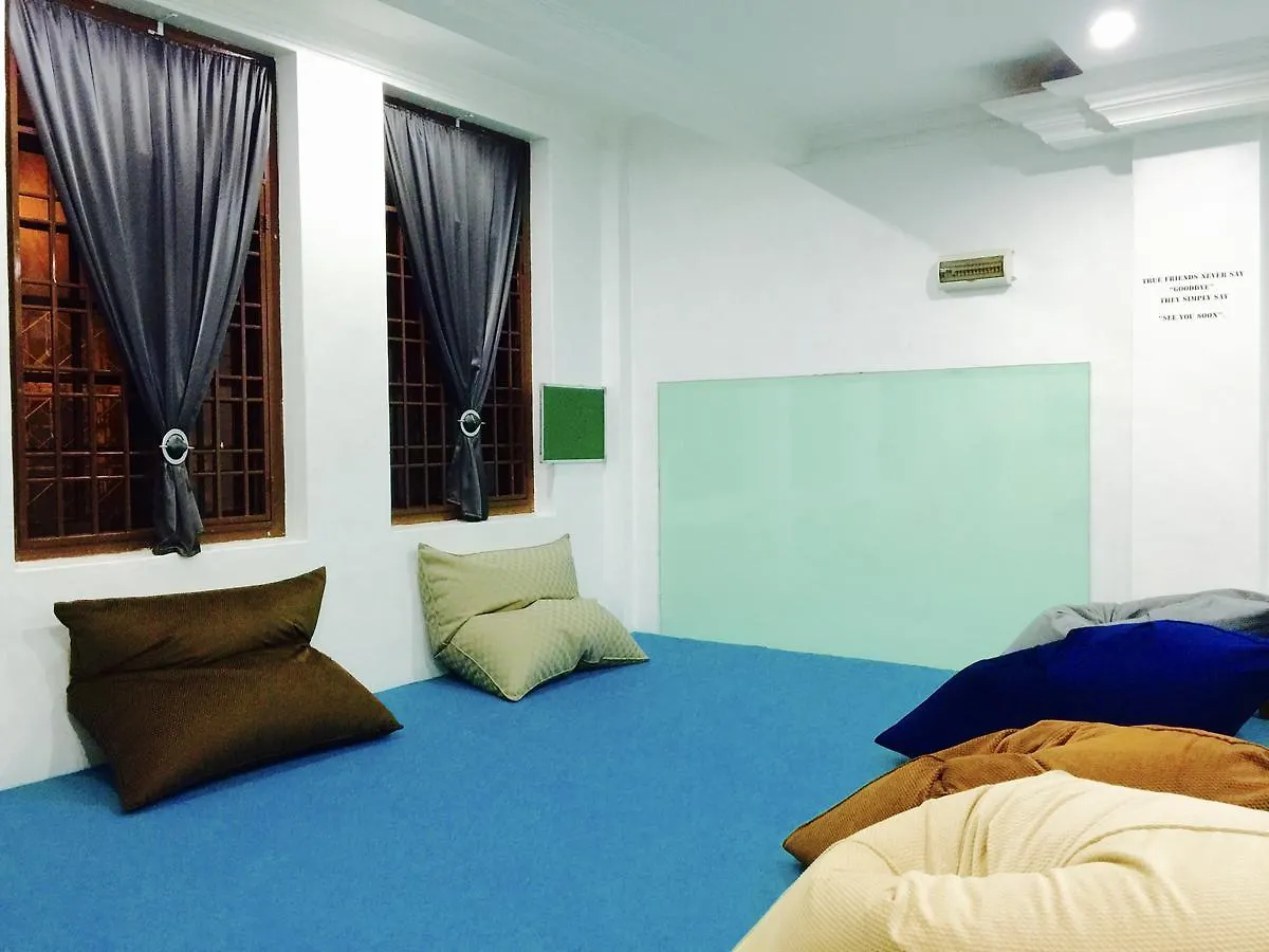 Edm Space Ipoh 0*,