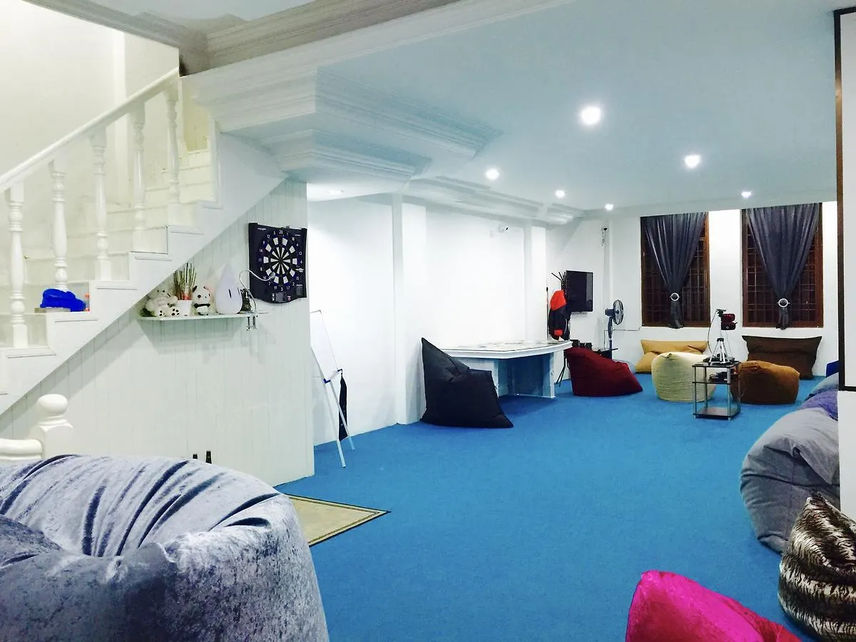 Edm Space Ipoh 0*,